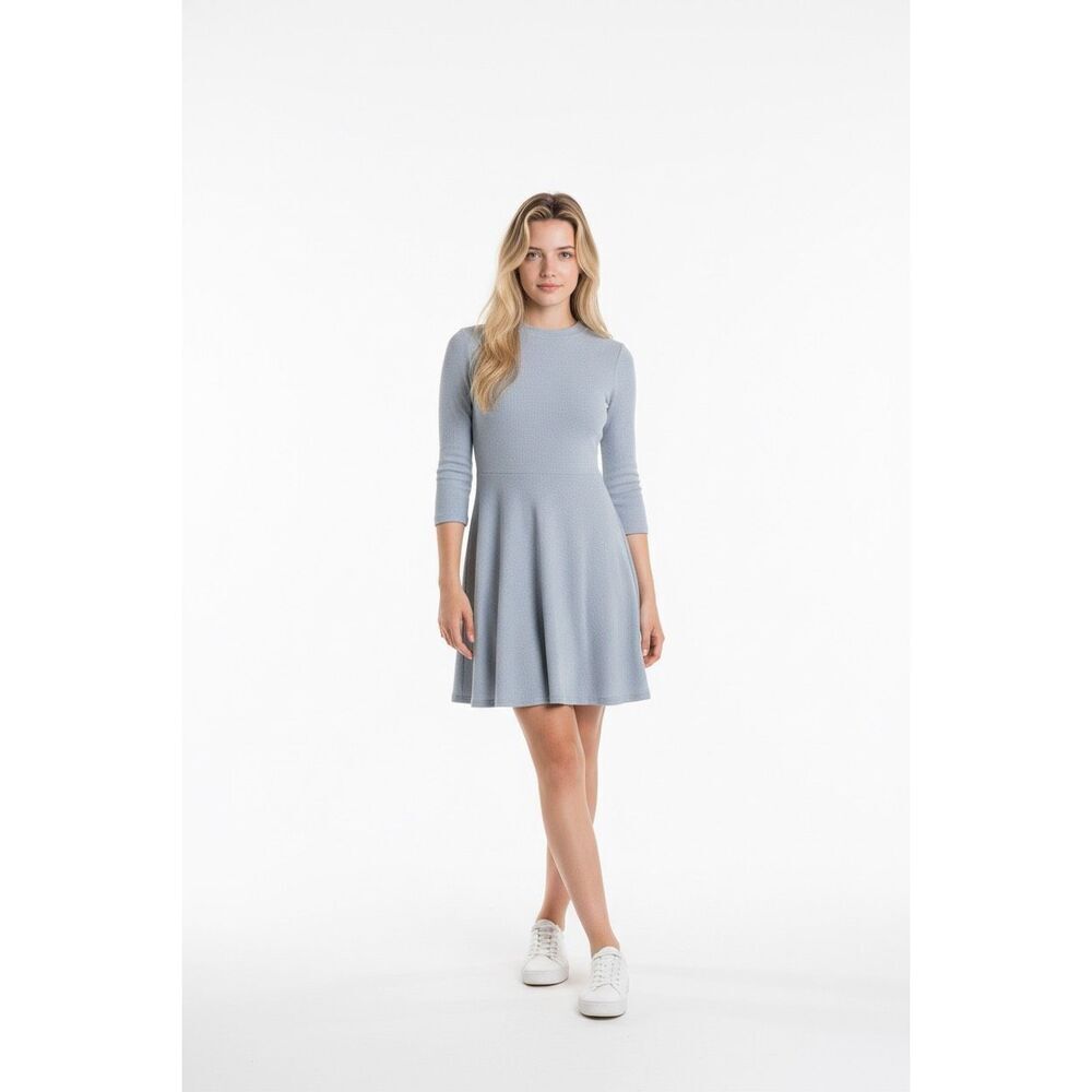 Decree lightโgrey crewneck skater dress 3/4 sleeve flared skirt Sz M NWT
